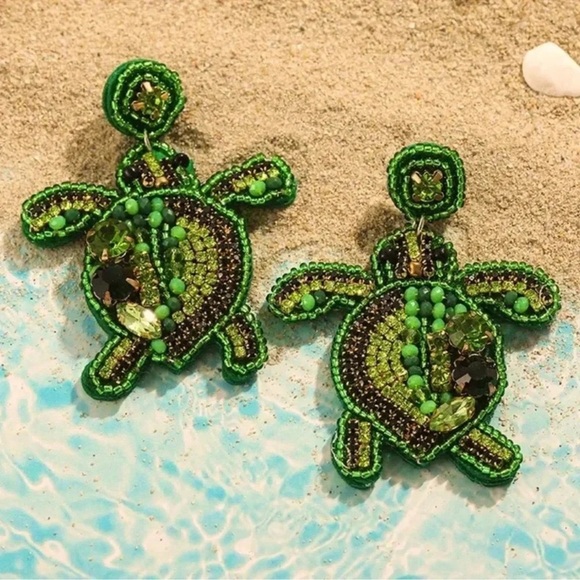 Betsey Johnson Green Turtle Ocean Beaded Crystal Drop Earrings - Picture 5 of 6